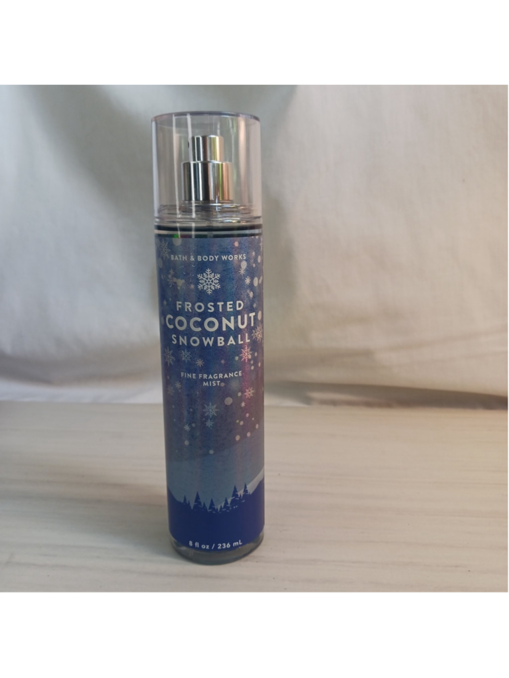 Bath and Body Works Fine Fragrance Mist Frosted Coconut Snowball 8 fl oz